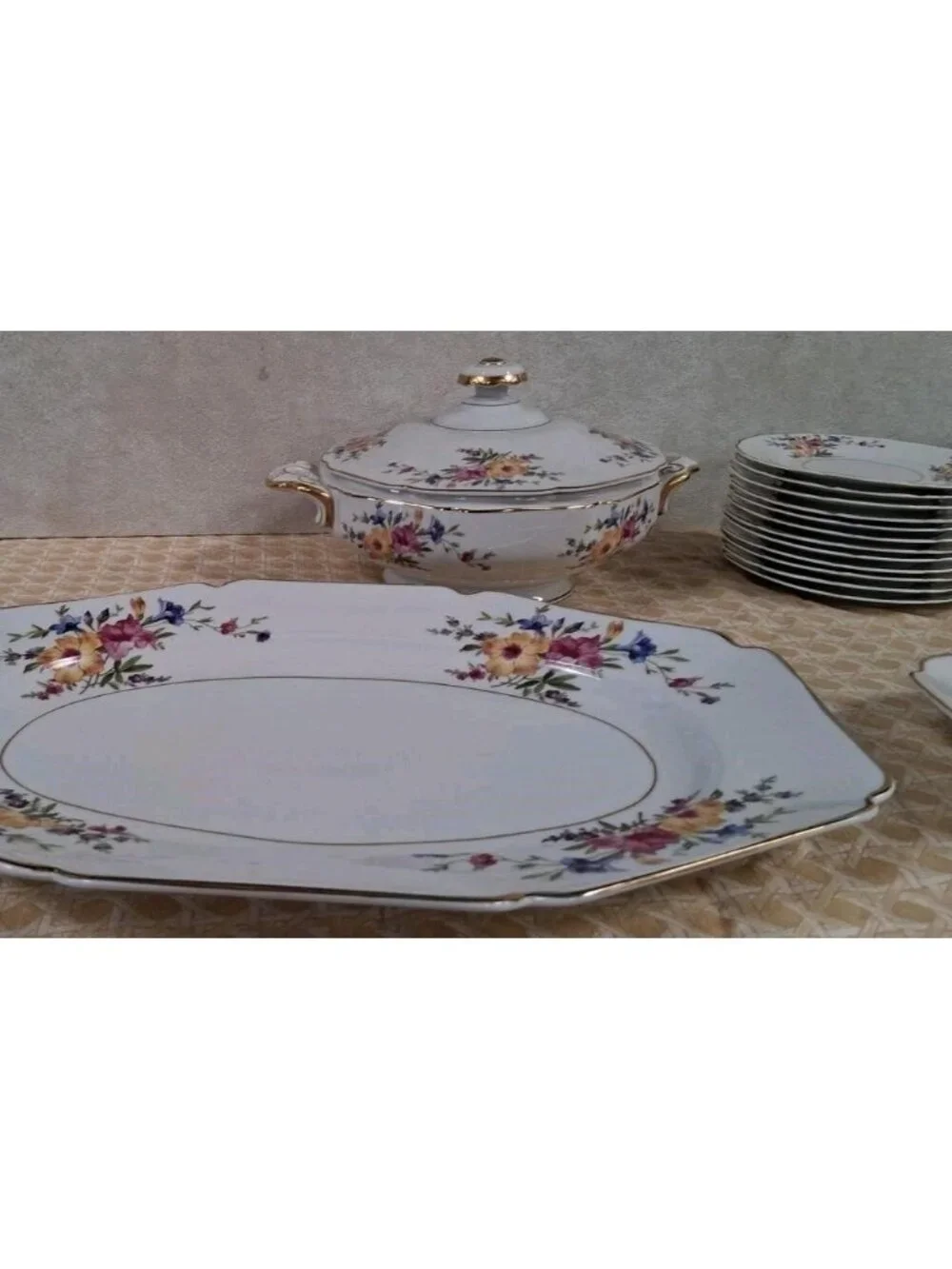 40 Pc Heinrich Selb Pink Bavarian Rose Floral Dinnerware Set Gold Trim